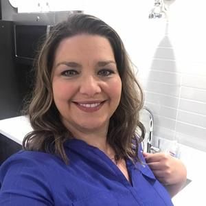 Meet your Posher, Becky